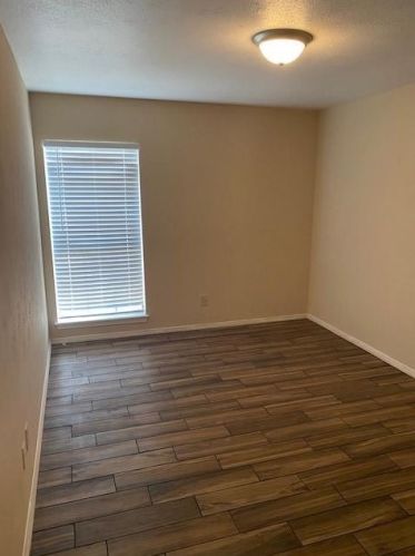 2051 Cologne Dr, Carrollton TX  75007-2335 exterior