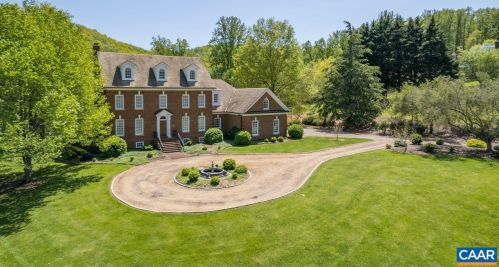 495 Rosemont Dr, Charlottesville, VA 22903-9366