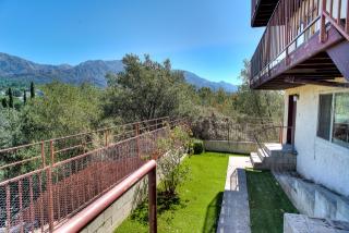 7071 Highcliff Trl, Tujunga, CA 91042-3113