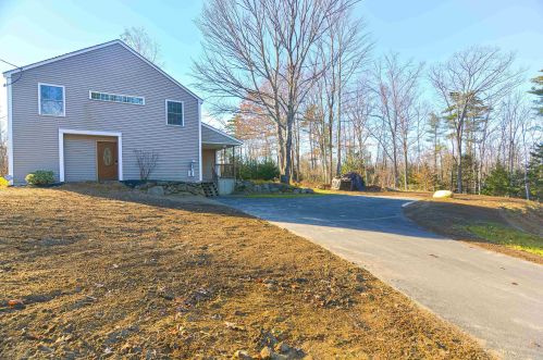 60 Bean Hill Rd, Belmont, NH 03220-3910