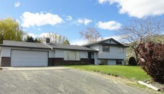 1008 Goodlander Dr, Selah, WA 98942-9408