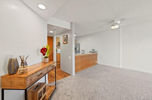 60 Beretania St, Honolulu HI 96817-4752 exterior