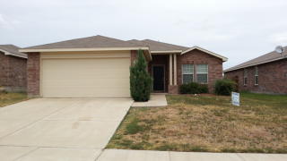 209 Silver Lake Trl, Fort Worth TX  76140-6608 exterior