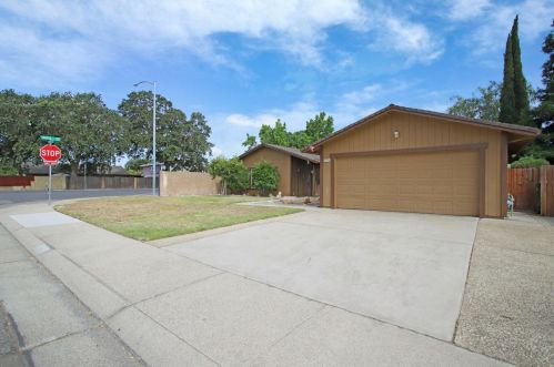 1443 Chaparral Way, Stockton, CA 95209-1403