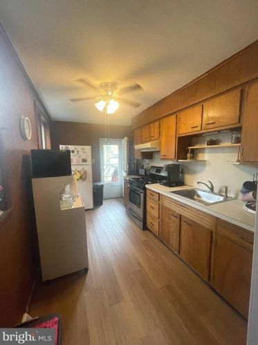 229 5th Ave, Roebling, NJ 08554-1303