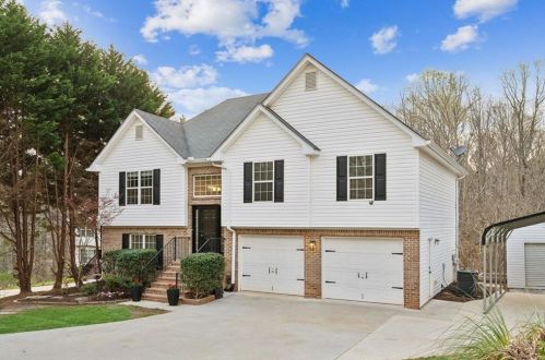 4446 Waterman Dr, Gainesville, GA 30506-4683