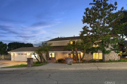 8423 Portafino Pl, Whittier, CA 90603-1036