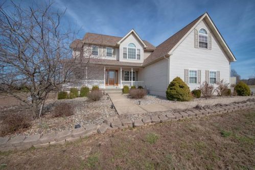 3200 Sycamore Rd, Carterville, IL 62918-3480
