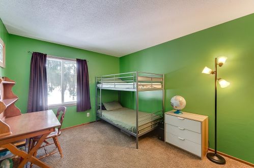 4012 Cinnabar Dr, Saint Paul MN  55122-2943 exterior