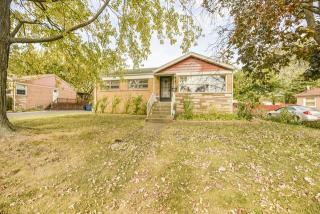 6810 109th Pl, Worth, IL 60482-1419