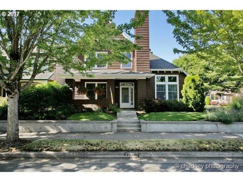 22285 Park Ln, Interlachen, OR 97024-3781