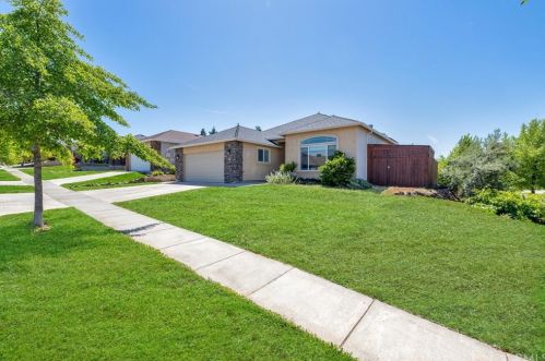 29 Titleist Way, Chico, CA 95928-3835