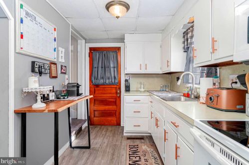 2515 Carlisle Pike, Hanover PA 17331-8978 exterior