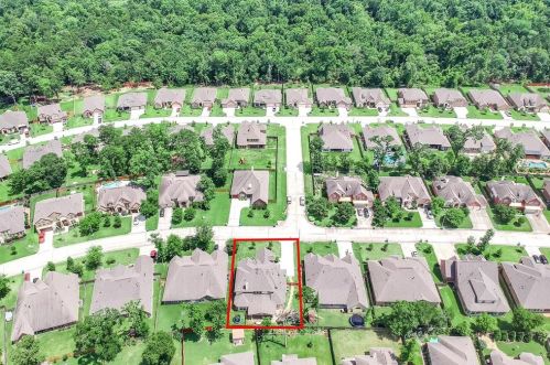 2036 Doolan Dr, Conroe TX  77301-4105 exterior