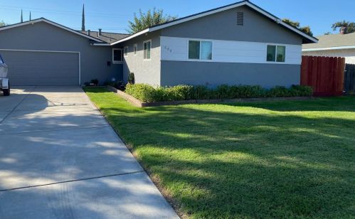 998 Bel Air Dr, Merced, CA 95340-2317