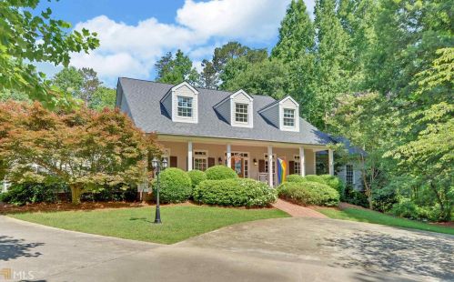 919 Deer Chase Rd, Toccoa, GA 30577-8960