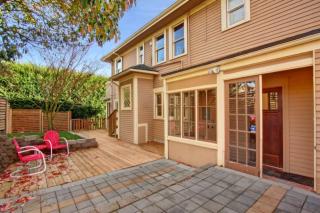 1235 3rd Ave, Seattle, WA 98101-3009
