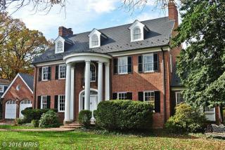 1706 Arlington Ridge Rd, Arlington VA  22202-1627 exterior