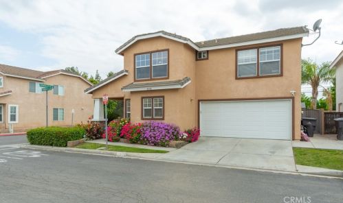 4330 Admiralty Ct, Riverside, CA 92503-3320
