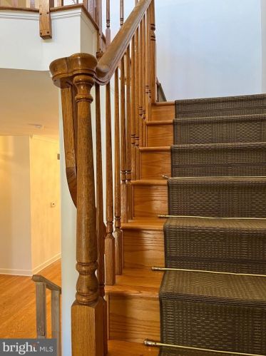 12 Wilkinson Way, Princeton NJ  08540-7362 exterior