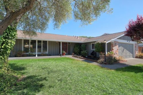 1974 Las Gallinas Ave, San Rafael, CA 94903-1740