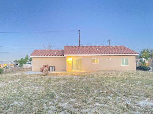 2051 Macy St, San Bernardino, CA 92411-1035