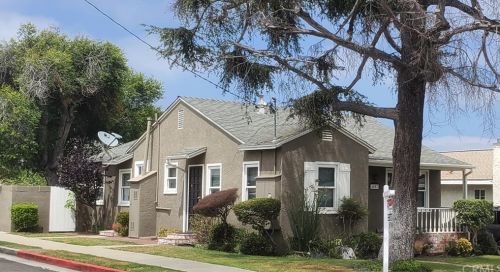 4597 142nd St, Hawthorne, CA 90250-6931