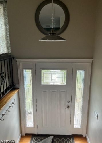 31 Knoll Rd, Sparta, NJ 07871-1734