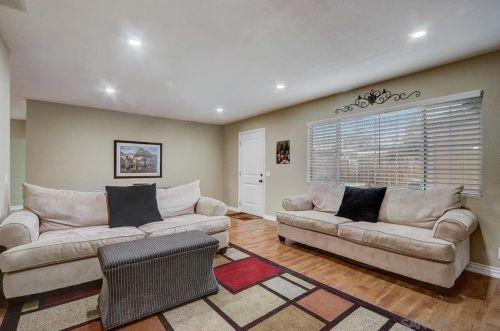 145 El Valle Opulento, Vista CA 92083-7708 exterior