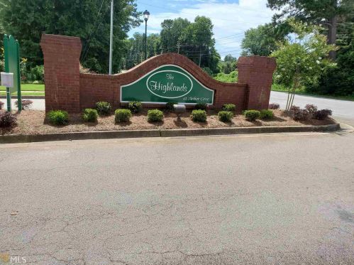 5 Arbor Cove Dr, Stockbridge GA  30281-6440 exterior