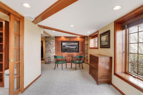 5251 Bald Eagle Blvd, Saint Paul MN  55110-6532 exterior