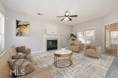 27 Forest Rd, Newnan, GA 30265-1156