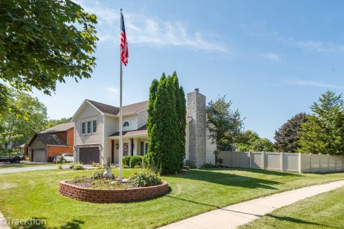 15 Redspire Ct, Lemont, IL 60490-3175