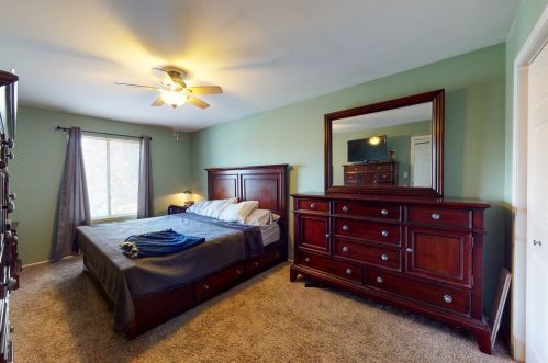 1812 Raintree Ct, Sycamore IL  60178-2734 exterior