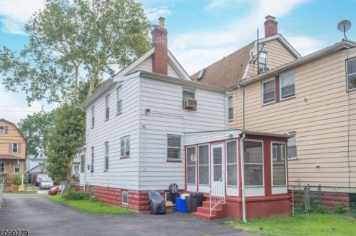 21 Olive St, Bloomfield, NJ 07003-3208