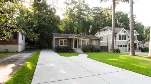 1667 Beacon Hill Blvd, Atlanta GA  30329-2517 exterior