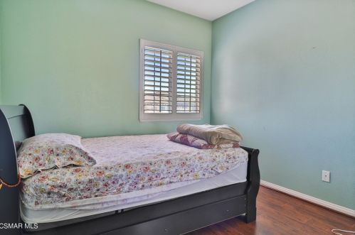 735 Eisenhower Way, Simi Valley CA 93065-8361 exterior