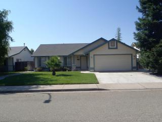 3353 Nathan Dr, Anderson, CA 96007-3027