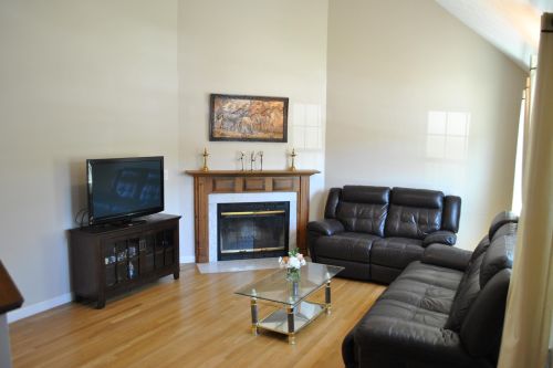 54 Cadogan Way, Nashua, NH 03062-2256