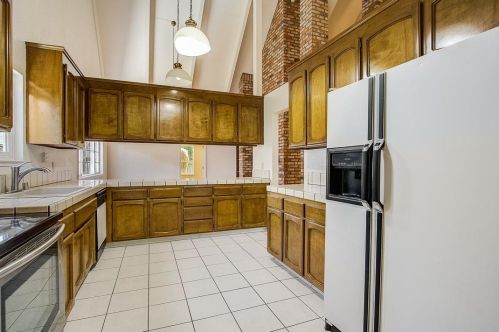 9206 Rock Canyon Way, Citrus Heights, CA 95662-4818
