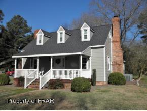 2046 Cloverfield Ln, Fayetteville, NC 28312-9777