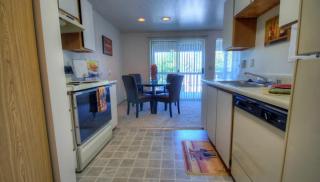 11216 18th Ave, Tacoma WA  98444-1400 exterior