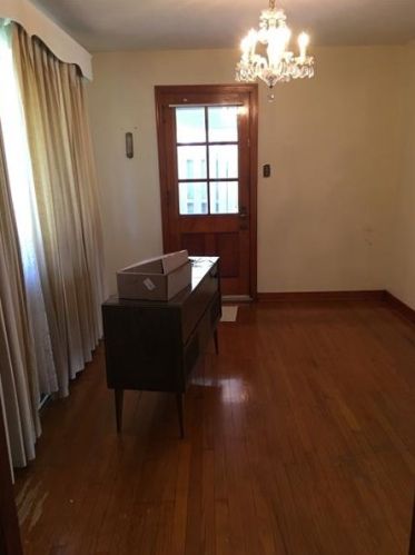 1074 Edgewood Rd, New Kensington, PA 15068-5312