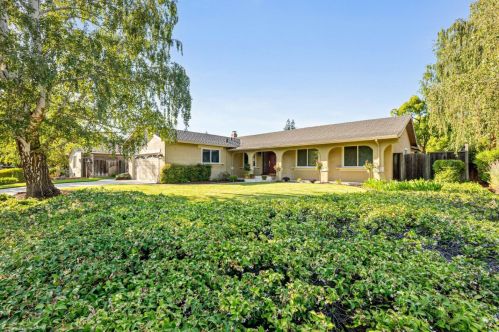 105 Worcester Ln, Los Gatos, CA 95030-6323