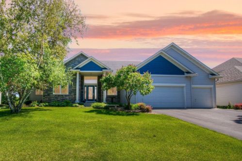 2737 Eagle Valley Dr, Saint Paul MN  55129-4224 exterior