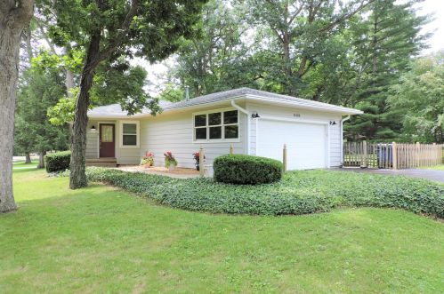 11425 Edgewood Dr, Mokena, IL 60448-1442