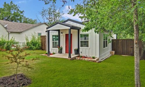 5224 Wellesley Ave, Fort Worth TX  76107-6037 exterior