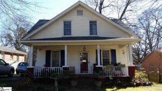 109 Briarcliff Dr, Greenville, SC 29607-1411