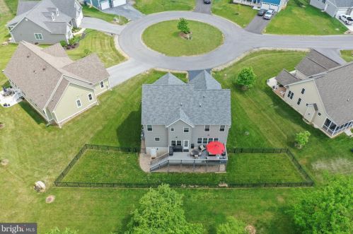 463 Deerfield Village Dr, Shepherdstown WV  25443 exterior