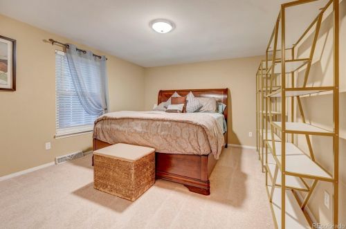 8754 Phillips Pl, Englewood CO 80112-3350 exterior